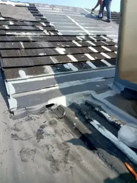 Tukang atap bocor ganti atap rumah