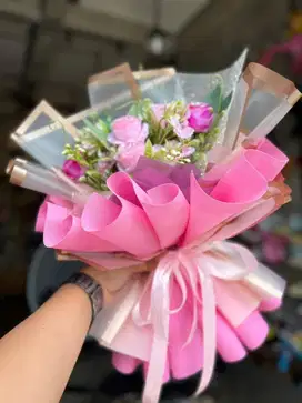 Bouquet Buket Bucket Bunga Artificial Kado Hadiah Gift Wisuda Ultah