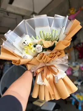 Bouquet Bucket Buket Bunga Boneka Coklat Kado Hadiah Wisuda Ulangtahun