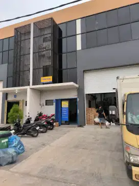 Lowongan packing Online Shop Khusus Pria