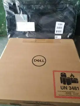 Jual laptop merk deel Windows 11 RAM 8 kondisi masih baru