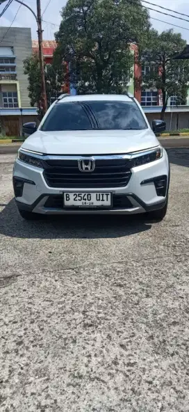 BRV E MT LOW KM