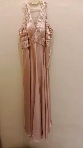 Gaun pesta / night gown