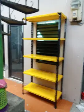 Rak besi gudang susun