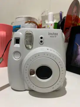 Kamera Instax Mini 9