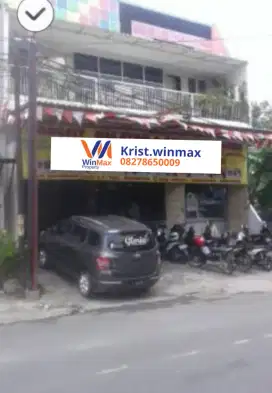 Bangunan Komersial STRATEGIS,