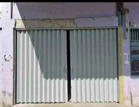 Folding gate rooling door