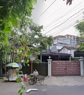Rumah Kalibata dekat stasiun Pasar Minggu Baru