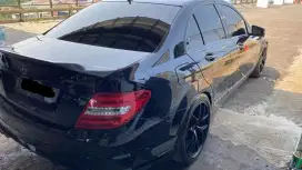 Mercedes-Benz C200 2012 Bensin