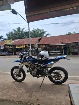 Klx 150 bf2018 surat surat lengkap alat² std ada pajak off