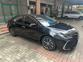 Toyota Corolla Altis 1.8 V 2022 Warna Hitam