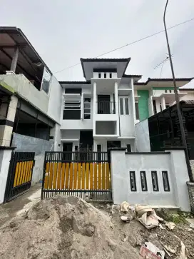 DIJUAL CEPAT RUMAH DESIGN MEWAH MINIMALIS DI KOMPLEK MUSLIM BALAM