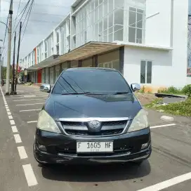 Kijang Innova 2.0 V 2007