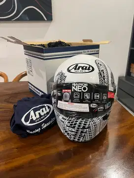 WTS DIJUAL HELM ARAI RAPIDE NEO ROARS