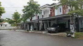 Rumah baru 2 lantai perum asri dekat pasar Tambaksogra Purwokerto