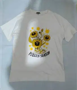 Kaos art vintage putih - bunga matahari