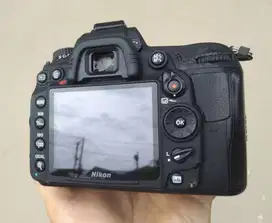 Nikon D7000 Lensa 18-55mm VR Sc 10rb