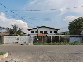 MURAH POL! GUDANG DI JALAN RAYA KEMBAR SURIMULIA MARGOMULYO LELANG
