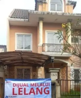 Dilelang rumah tingkat dan nyaman