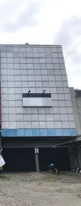 Disewakan Ruko Gandeng Daerah Daan Mogot