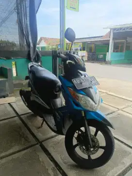 montor yamaha xeon 2010