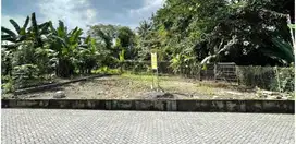 Dijual Tanah Pekarangan dalam Perumahan Dekat UGM