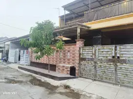 JUAL BUTUH RUMAH DI PINGGIR JALAN KARAWANG