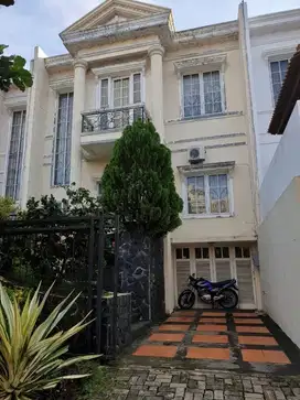 Rumah Sewa Semi Furnished di Citragran Cibubur