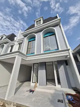 Dijual Rumah 3 Lantai Full Bata Merah, Dekat Tol & Fasilitas Kota!