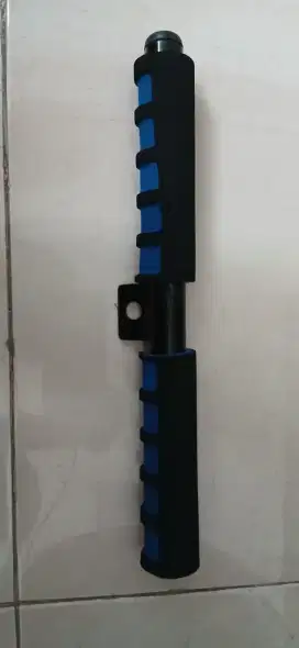 Tricep bisep bar