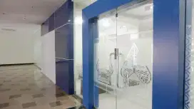 Di Kontrakkan Kantor Semarang 251 ( ex Bank Jateng )