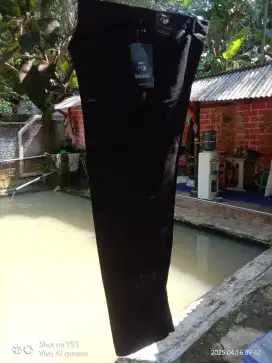 Pakaian asli konveksi
