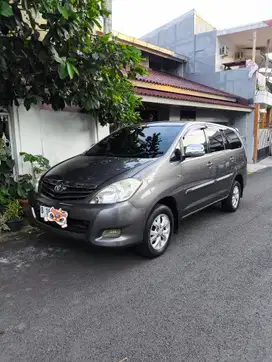Toyota Kijang Innova 2009 Bensin