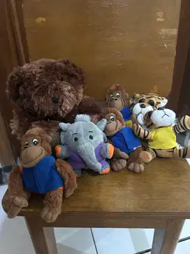 Boneka lucu lembut