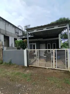 Rumah dijual minimalis di Cilengkrang Ujungberung kota bandung