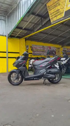 READY ALL NEW VARIO 160 2024 KM 1300
