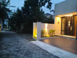 Dijual rumah baru milik sendiri di Maguwoharjo Sleman