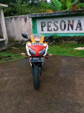 Nia:DP 500K CBR REPSOL MOTOR BERGARANSI TERAWAT TERMURAH PROSES CEPAT