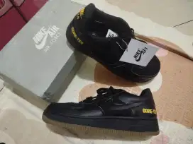 Nike af1 goretex full black size 43 baru import mulus nominus