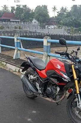 Cb 150 r surat komolit