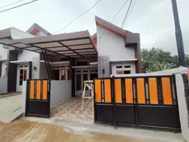 Rumah mewah ready stock free canopi dan keramik carport