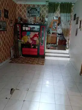 Dijual Cepat Rumah BU Di Villa Mutiara Gading 1 Bekasi