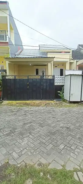 DIJUAL RUMAH KOS
