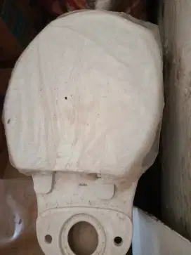 Dudukan WC / Kloset merk TOTO