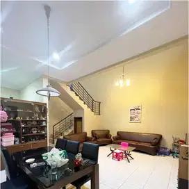 dijual rumah minimalis 2 lantai pasirluyu kembar BKR suryalaya