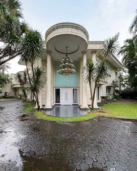 For sale Rumah Modern Classic Siap Huni Di Pondok Indah Jakarta Selata