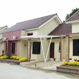 Muraahh! Disewakan Rumah di dalam townhouse Jatisampurna