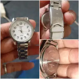Jam tangan casio untuk perempuan