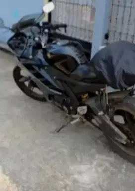 Yamaha R15 V2 2014