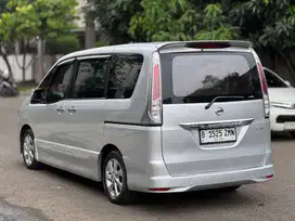Nissan Serena 2.0 HWS AT 2014